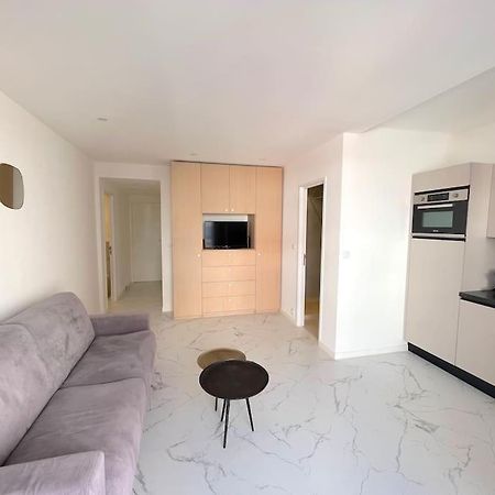 Joli Studio - Studio Neuf Terrasse Clim Wi-Fi 2 Min. Des Plages Antibes Exteriér fotografie
