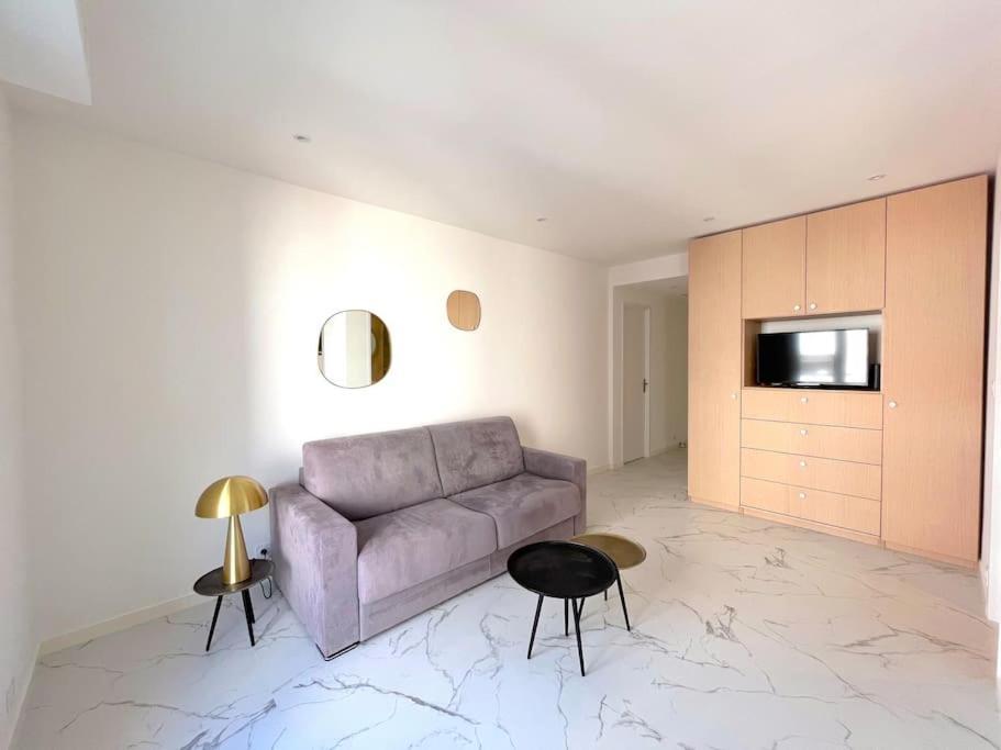 Joli Studio - Studio Neuf Terrasse Clim Wi-Fi 2 Min. Des Plages Antibes Exteriér fotografie